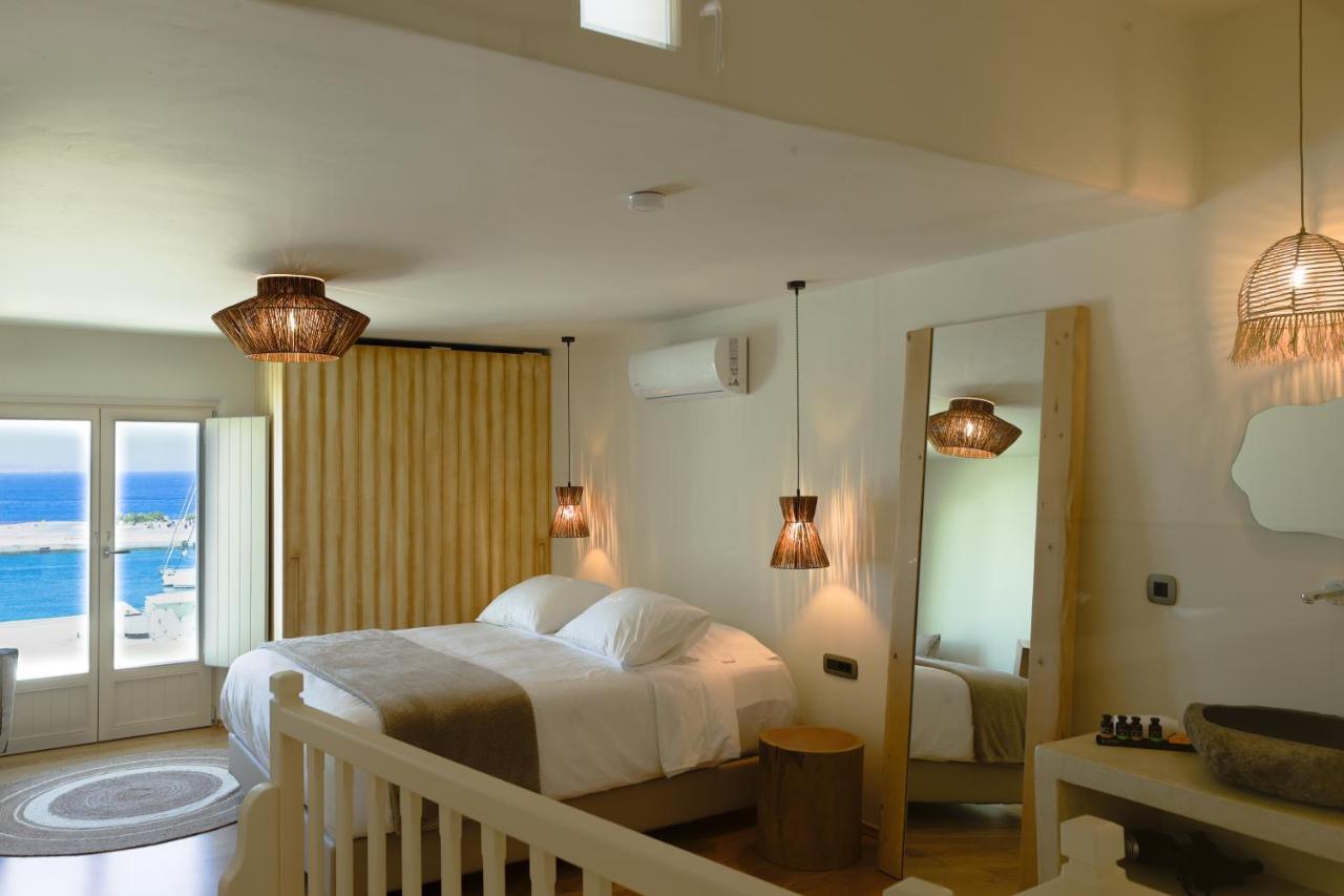 Life Suites Турлос Екстериор снимка