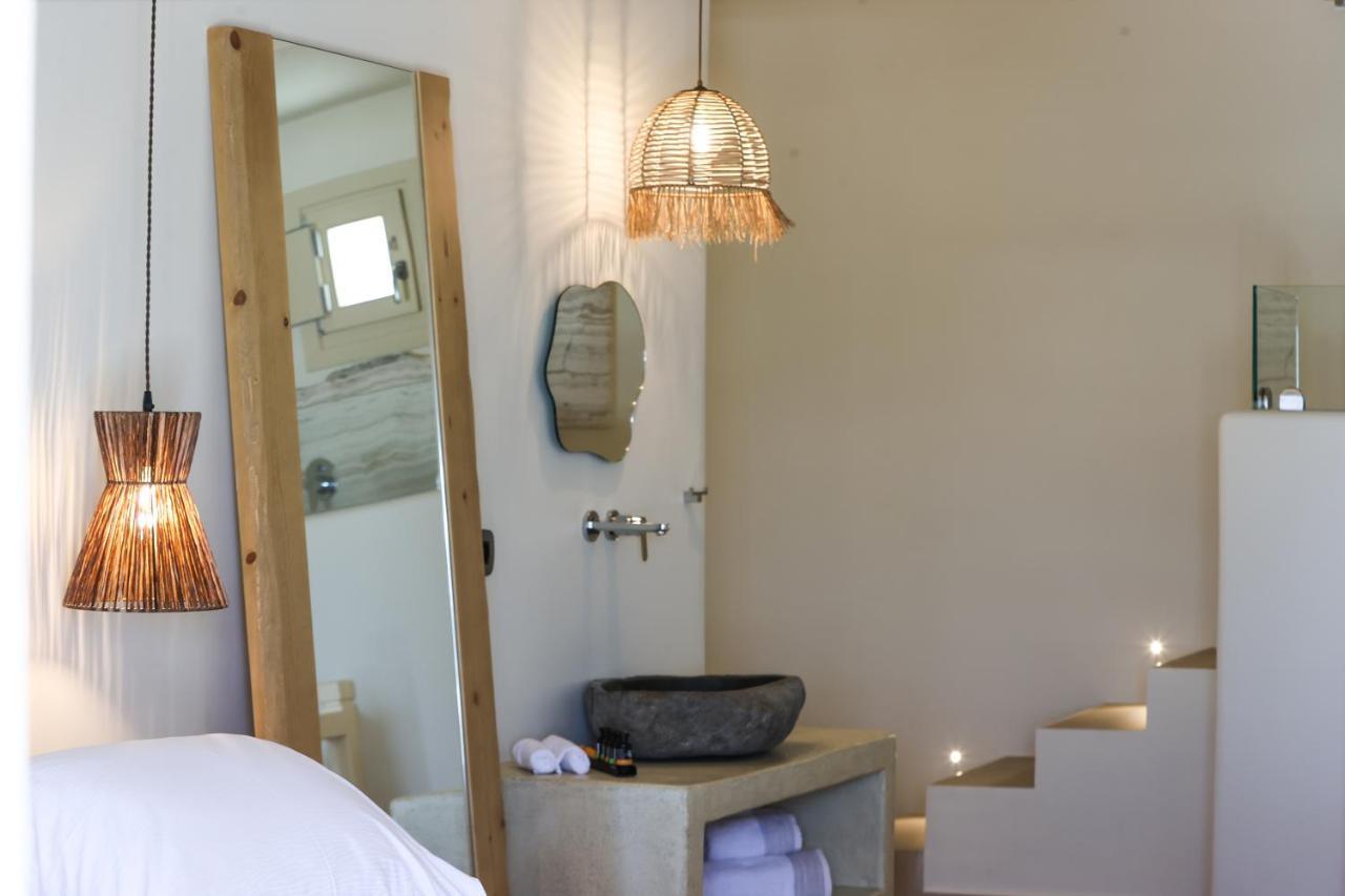 Life Suites Турлос Екстериор снимка